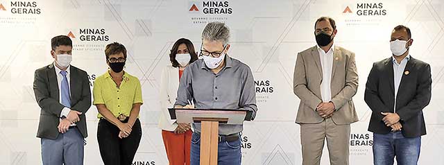 Nova diretoria da Granbel toma posse