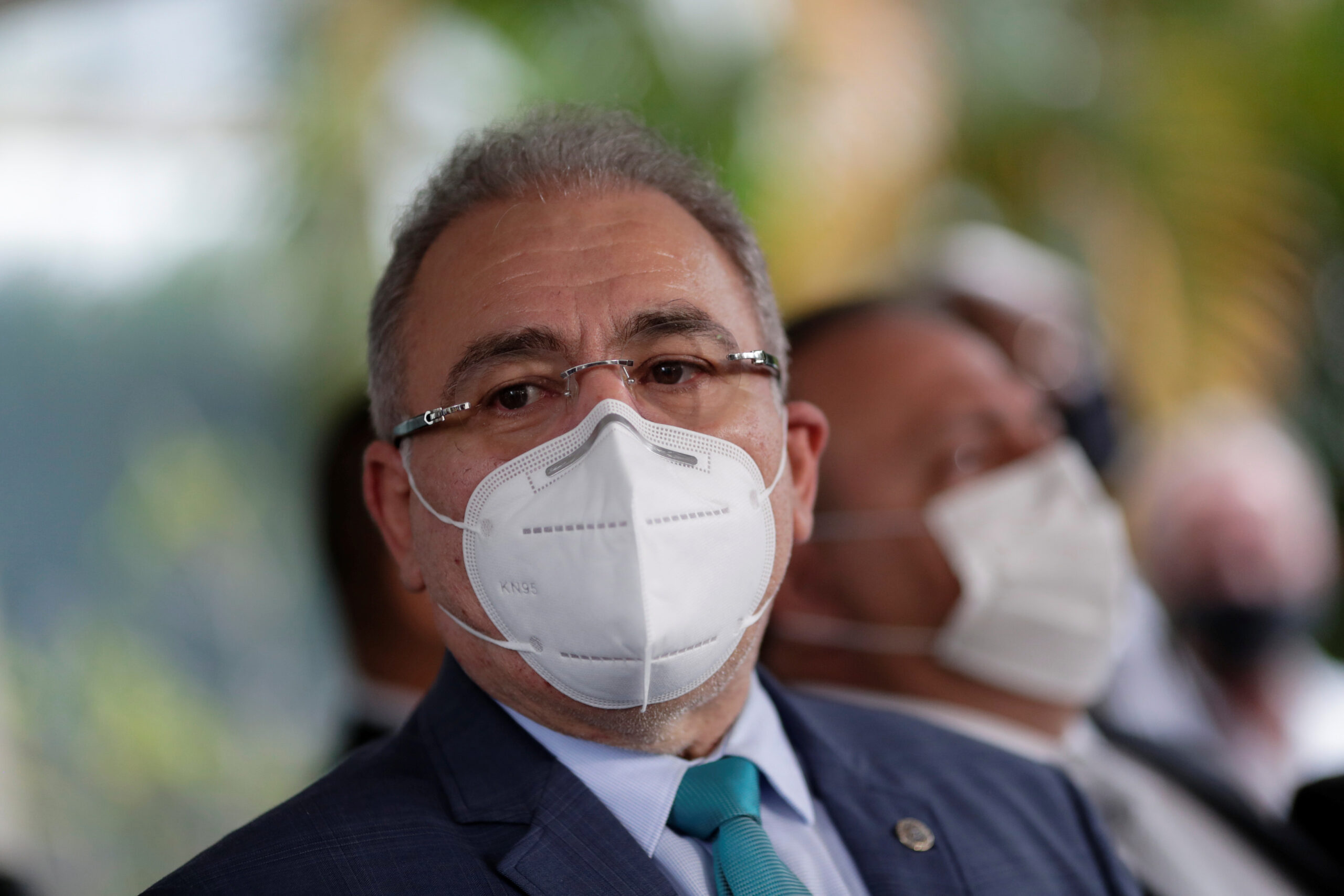 Vacina da Janssen chega ao Brasil e Queiroga prevê fim de caráter pandêmico em setembro