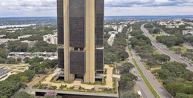 BC vê incerteza sobre desempenho econômico