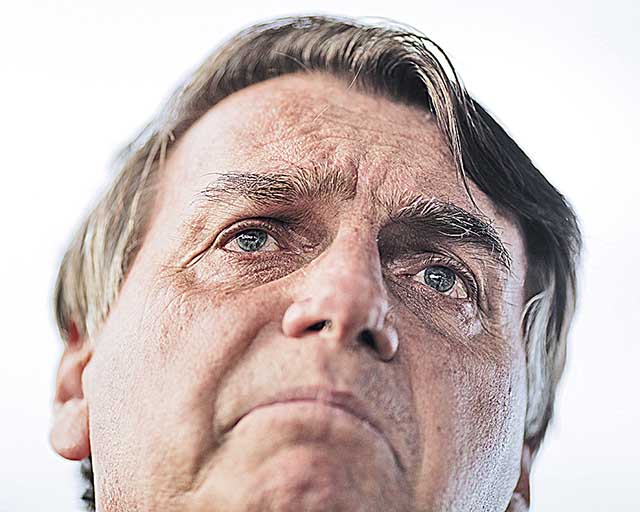 Avaliação negativa de Jair Bolsonaro avança para 45%