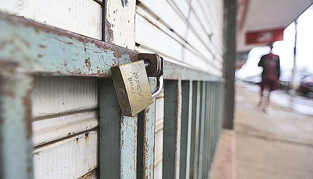 Faturamento dos pequenos negócios cai no Estado