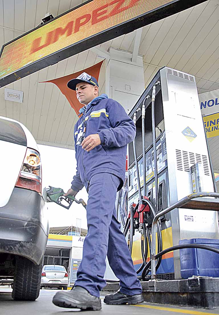 Preços dos combustíveis continuam a subir em Minas
