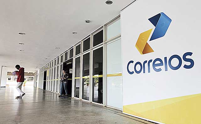 Urgência em projeto de privatização dos Correios é aprovada