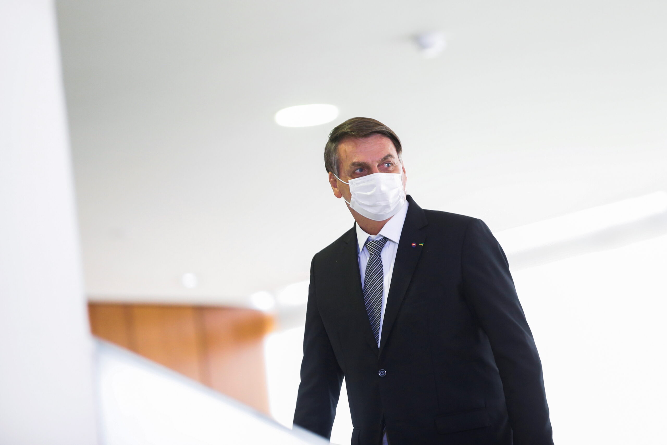 Bolsonaro sanciona lei com medidas emergenciais para o setor de eventos