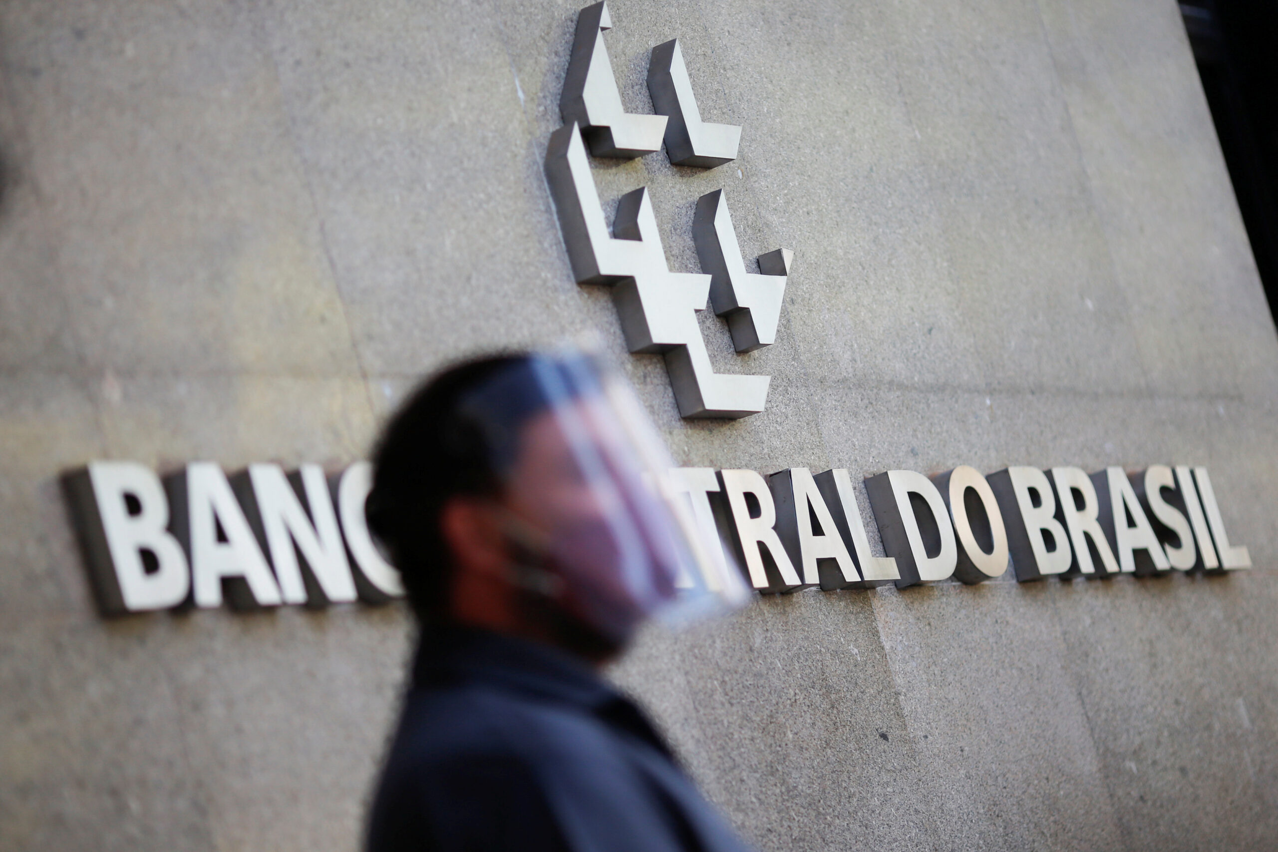 Previsão do PIB de 2021 atinge 5,18%