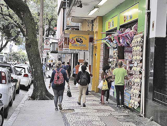 Pagamento de auxílio em MG vai favorecer a economia