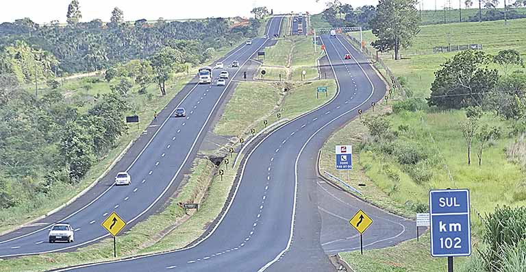 Zema assina decreto para uso do ICMS ‘incremental’ em infraestrutura viária