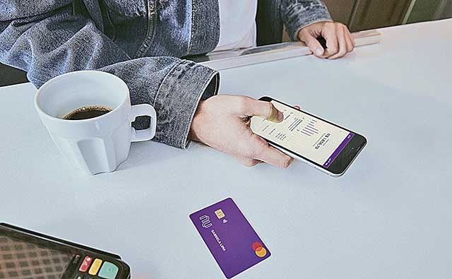 No último ano, 77% dos brasileiros testaram nova forma de pagar