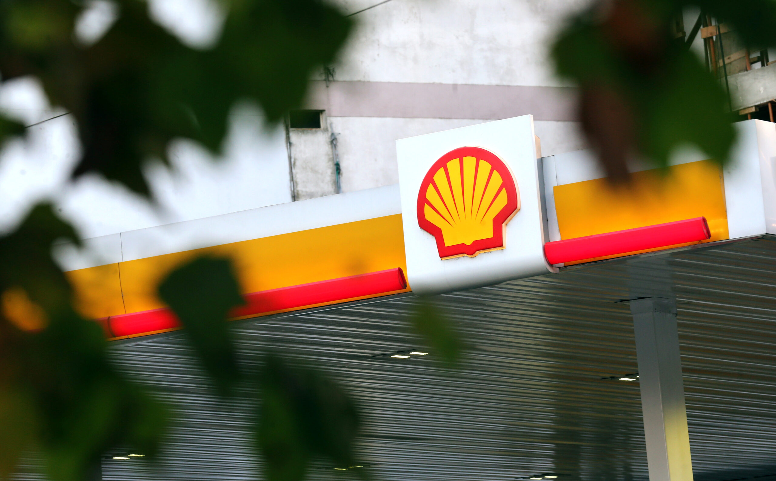 Raízen compra negócio de lubrificantes da Shell no Brasil