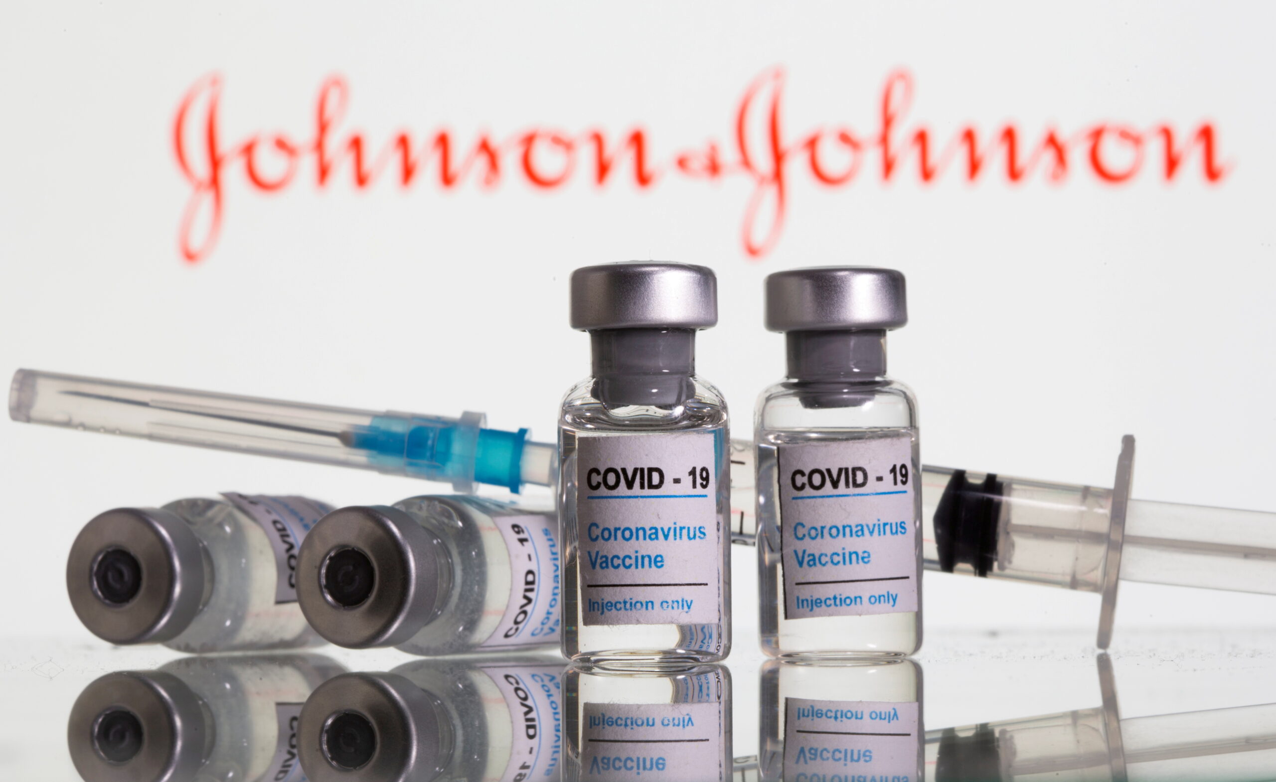 Vacina da J&J pode exigir dose de reforço devido a disseminação da variante Delta