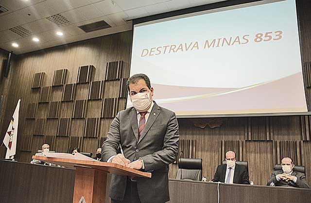 O presidente do TJMG, desembargador Gilson Soares Lemes, aposta na retomada de obras com conciliação e mediação | Crédito: RIVA MOREIRA - TJMG