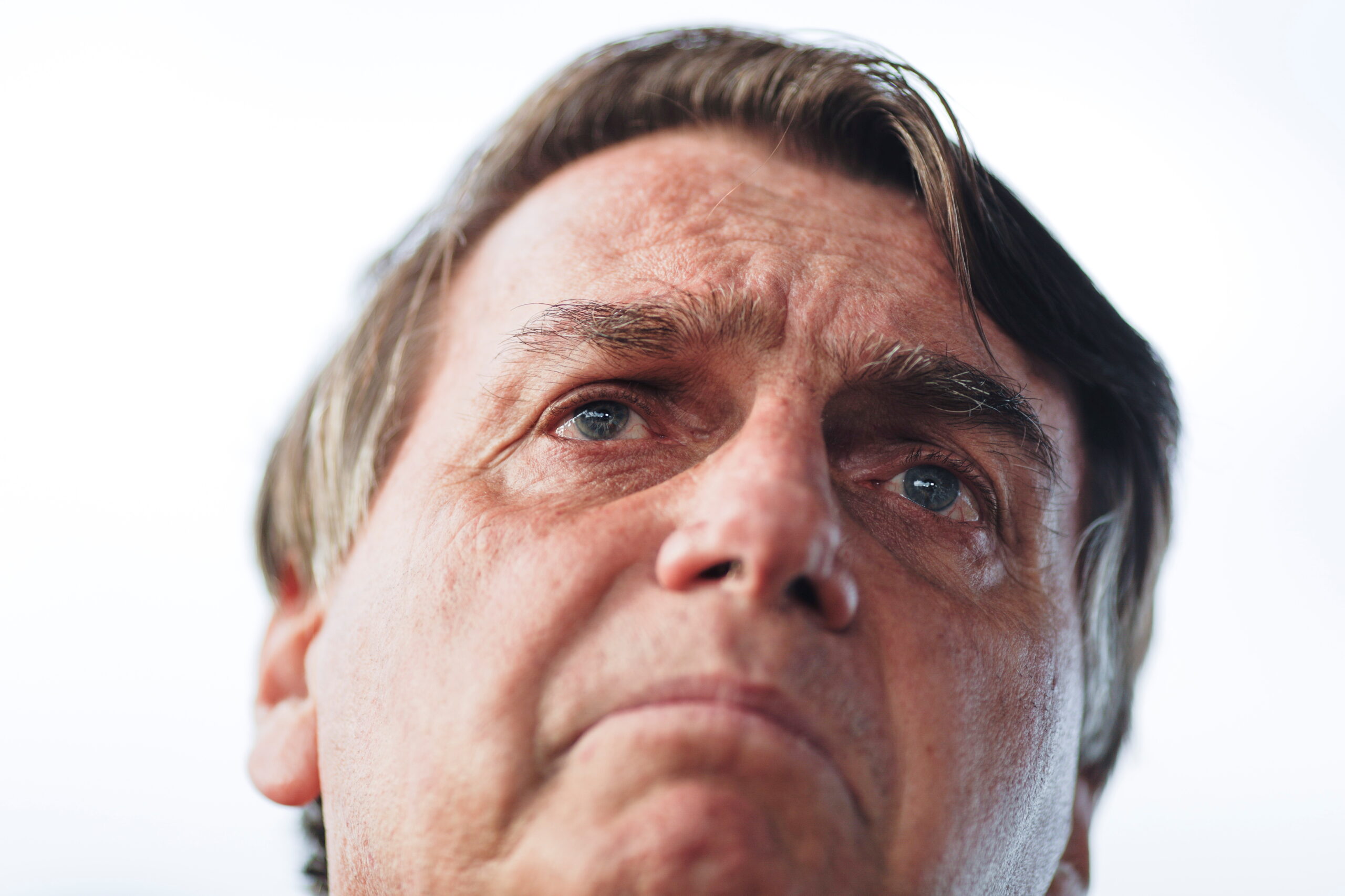 Senadores protocolam pedido de investigação contra Jair Bolsonaro