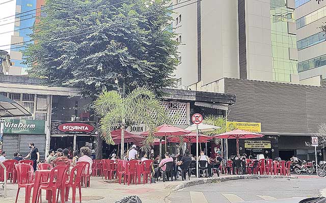 Kalil anuncia ampliação do funcionamento de bares e restaurantes em BH