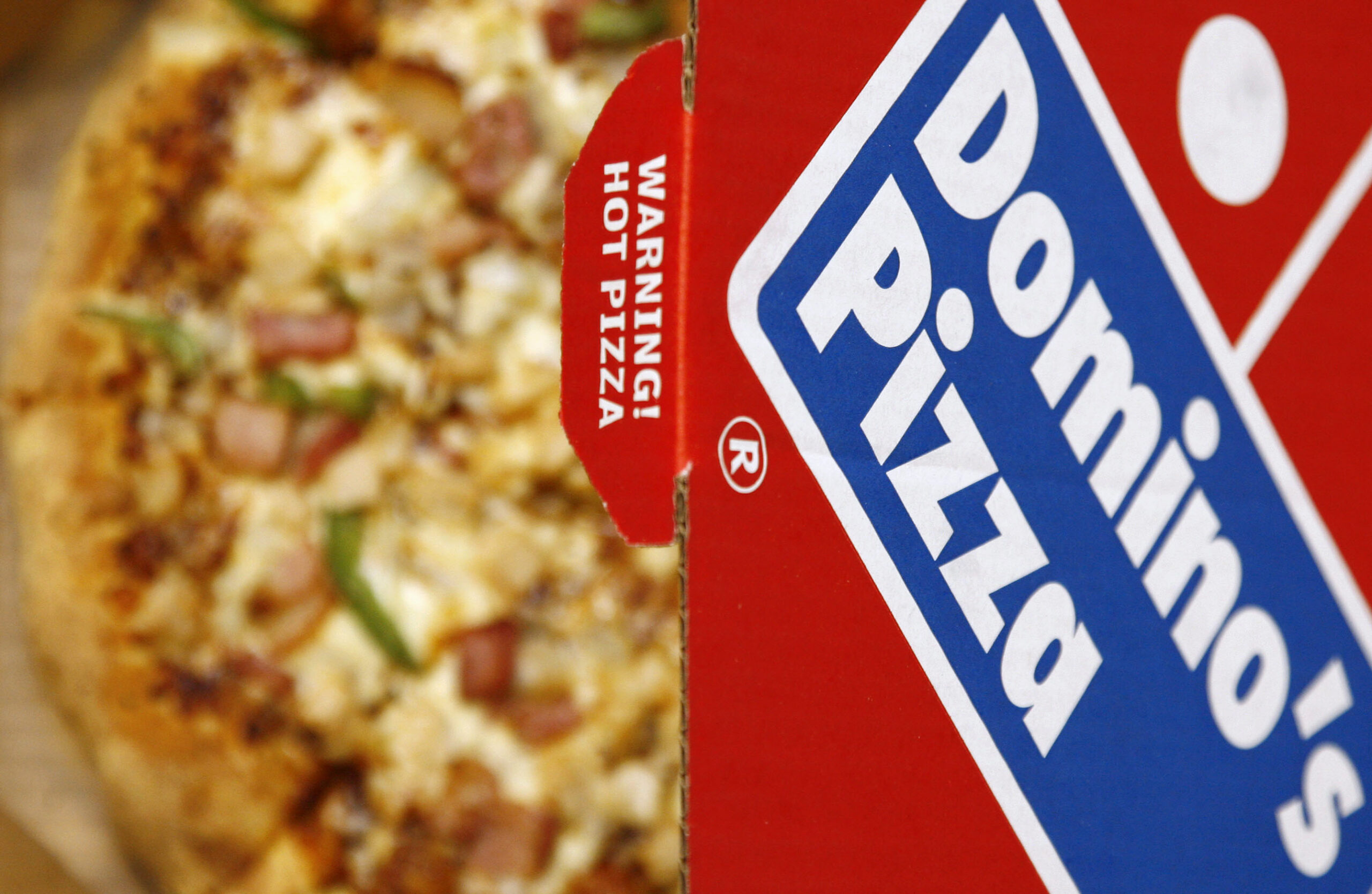 BK Brasil avança 6% após acordo para assumir operação da Domino’s Pizza no país