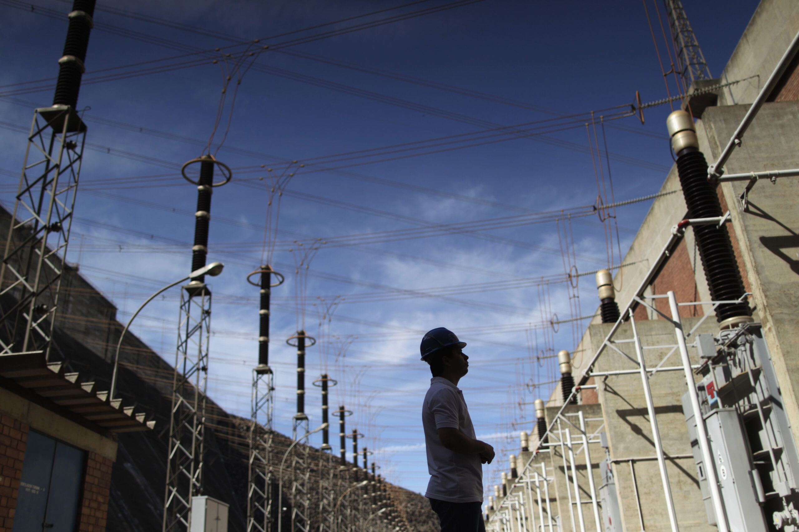 Leilão de privatização da elétrica Celg T é marcado para 14 de outubro