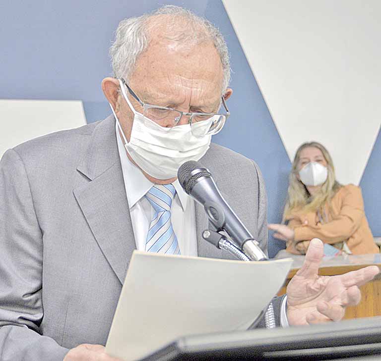 Quintão presidirá a comissão especial