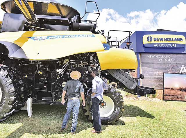 Em todo o Estado, existem sete grupos de concessionárias que comercializam as máquinas agrícolas da New Holland | Crédito: Divulgação