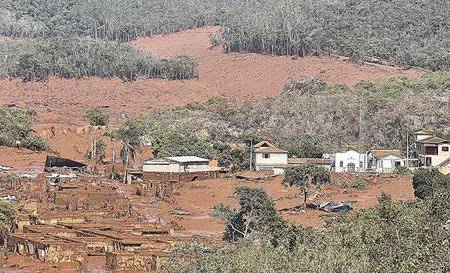 Zema estima acordo de Mariana em R$ 100 bilhões