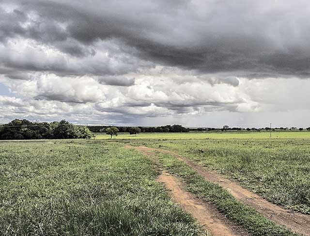 Apesar da proximidade do período mais úmido, chuvas expressivas para o Agro devem ocorrer só em outubro | Crédito: Ihago Gasparin / Divulgação