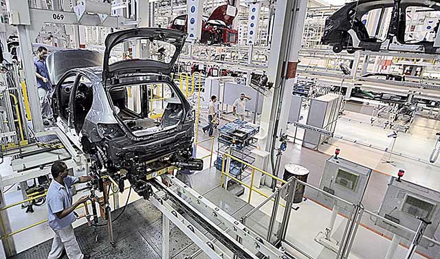 Anfavea corta as projeções de produção