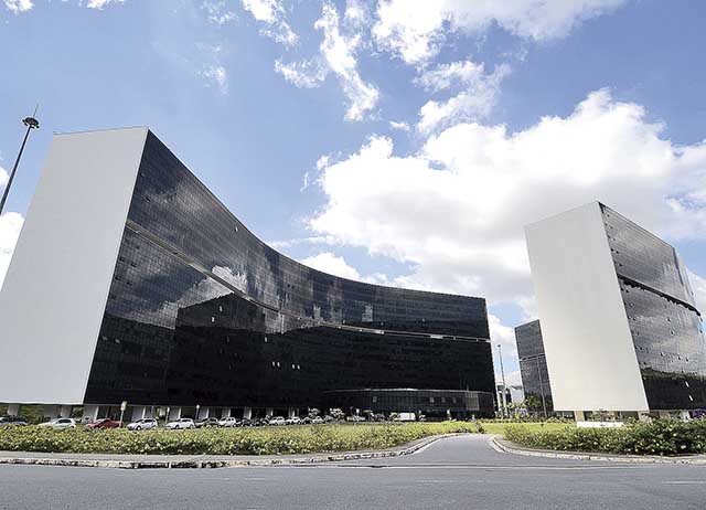 Arrecadação estadual dá salto de 28,4% de janeiro a junho, com o ICMS em alta