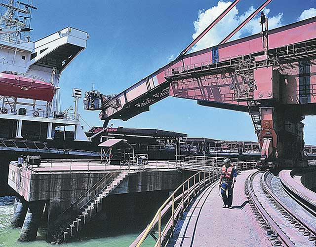 Saldo da balança comercial do País deve bater recorde em 2021