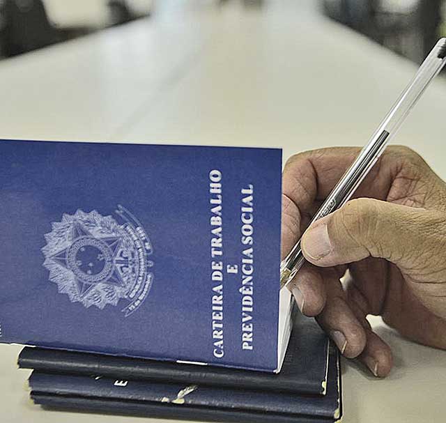 Minas registra em maio saldo positivo de 32 mil vagas
