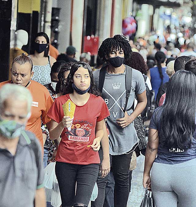 Confiança do consumidor de BH sobe pela 4ª vez seguida