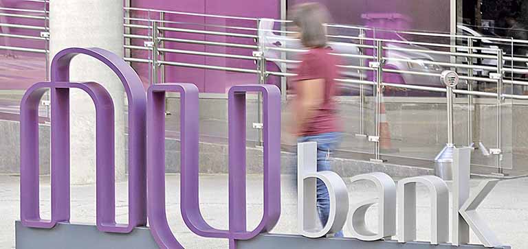 Nubank vai isentar usuários de taxas