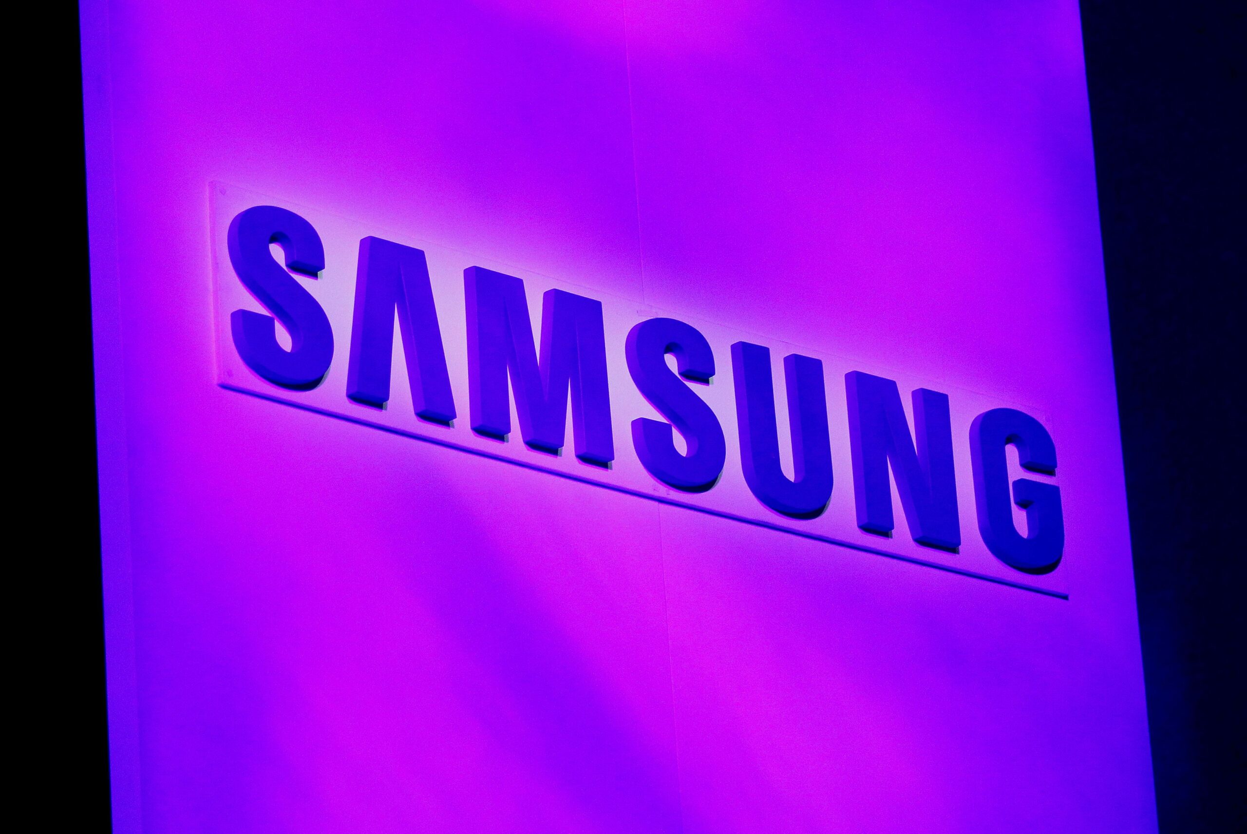Samsung investirá US$ 206 bi até 2023 para crescimento pós-pandemia