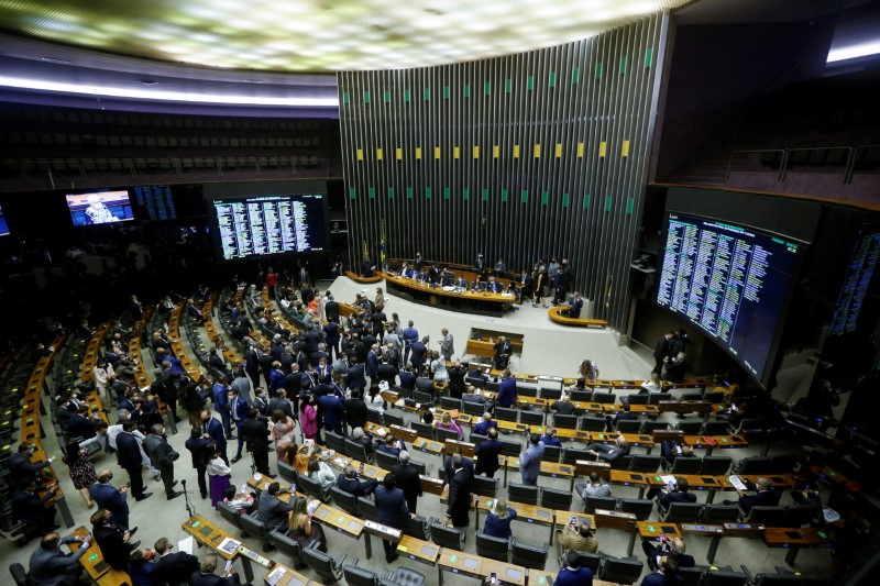 Câmara aprova marco da geração distribuída
