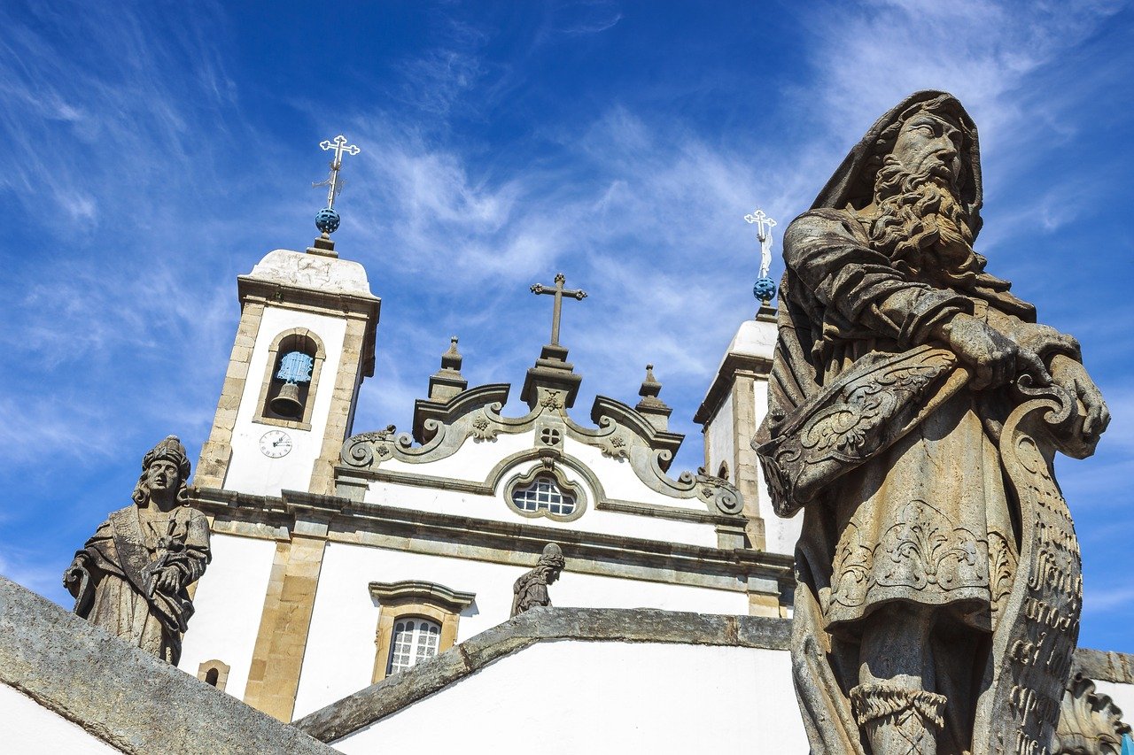 Congonhas é tema de livro de fotografias