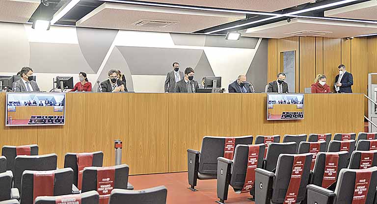 Diretores da estatal serão intimados a depor