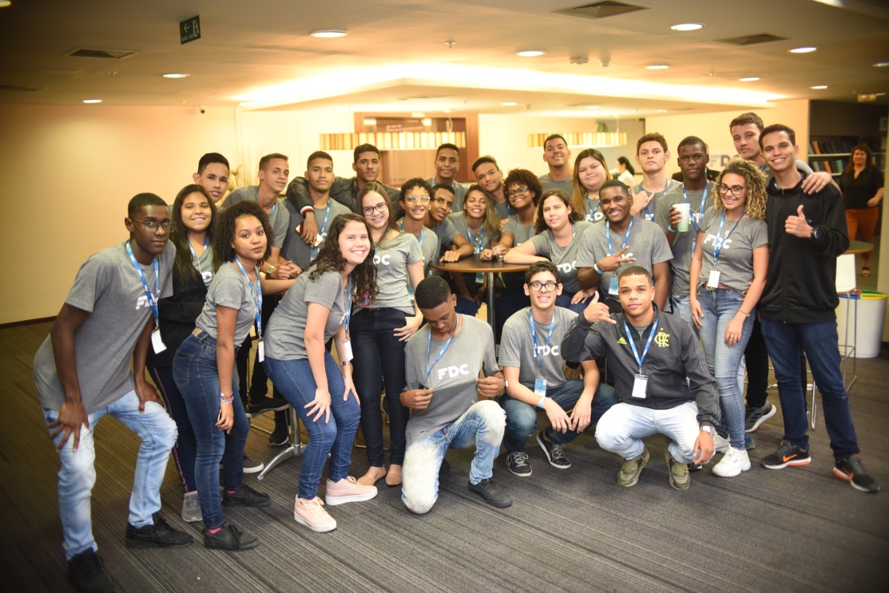 Estudantes da rede pública de Sete Lagoas participam de programa de inovação social da FDC