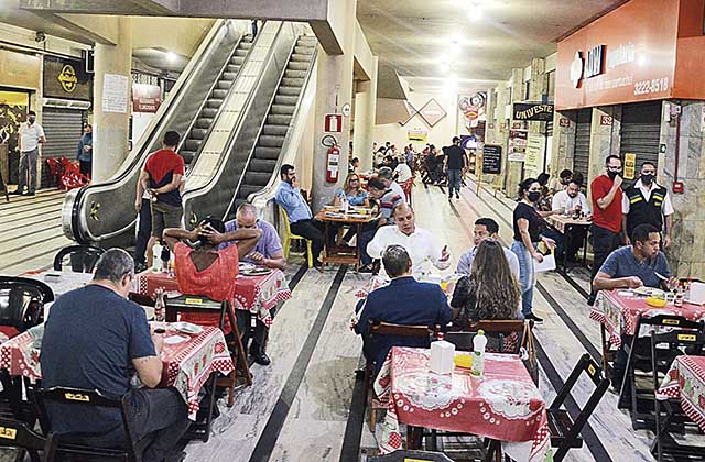 Setor de serviços do Brasil cresce em menor ritmo em novembro