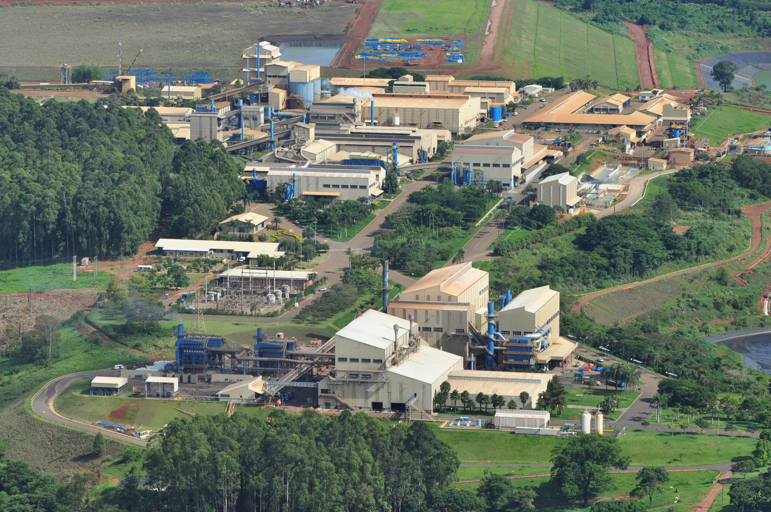 Acordo vai ampliar pesquisa com nióbio