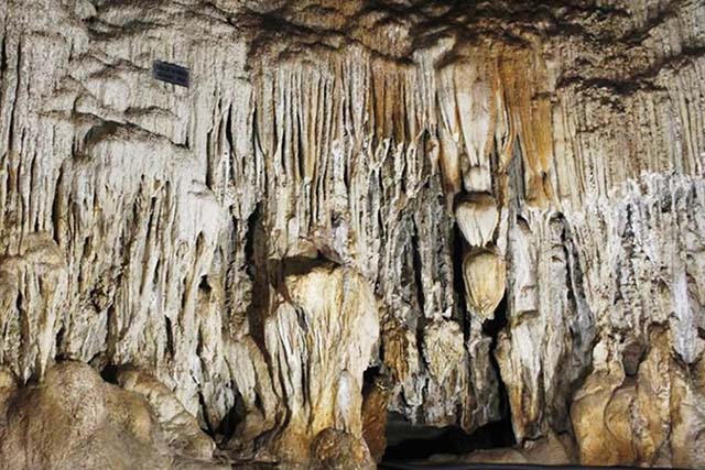 Visita às Grutas Peter Lund suspensa