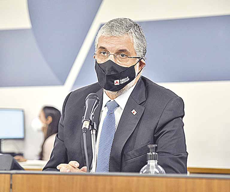 Adesão de Minas ao Regime de Recuperação Fiscal não impede realização de concurso público e reajuste salarial