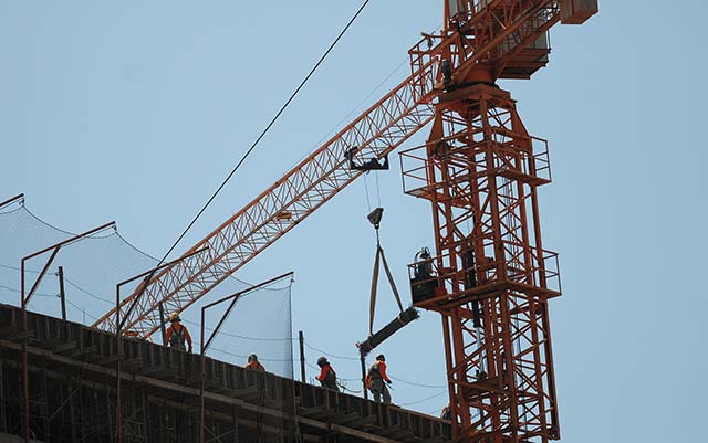 Elevação dos juros tende a frear crescimento da construção civil