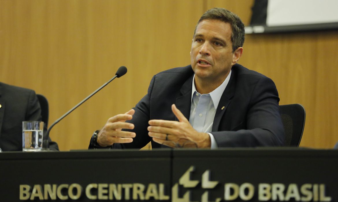 Inflação de março foi uma surpresa, diz Campos Neto