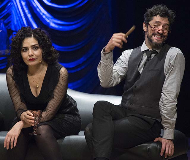Espetáculo cria encontro entre Edith Piaf e Brecht