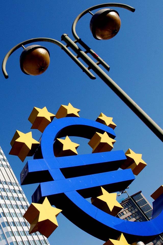 Apoio à recuperação da zona do euro precisa continuar