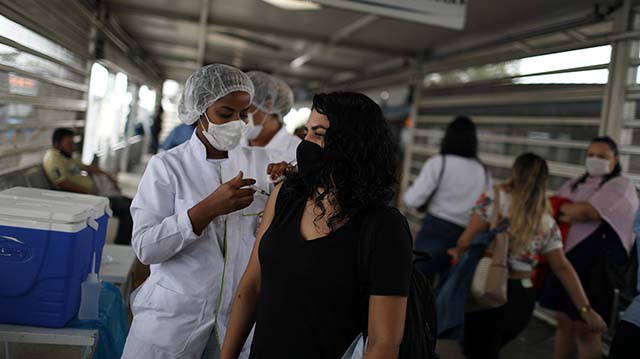 Reforço contra Covid-19 será ampliado no Brasil