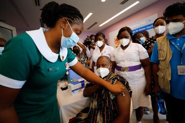 Desafios logísticos dificultam avanço da vacinação contra a Covid-19 na África