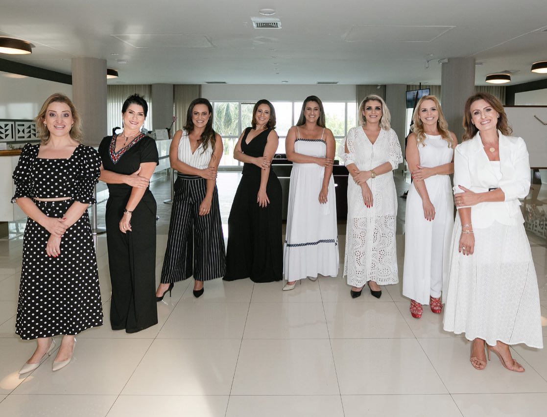 Mineiras comemoram sucesso da 1ª Feira de Mulheres Empreendedoras do Vetor Norte