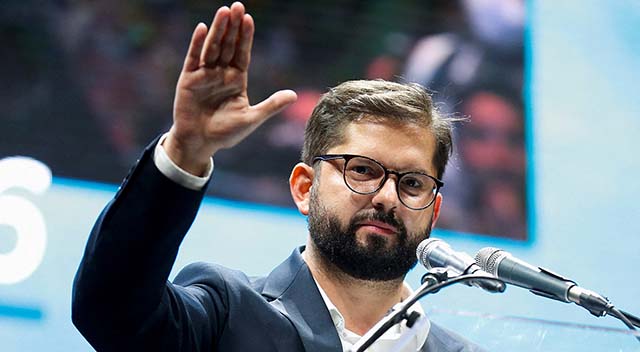 Com 35 anos, Gabriel Boric se tornará o presidente mais jovem da história do país | Crédito: Rodrigo Garrido/Reuters