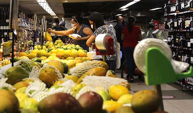 Custo da cesta básica aumentou em nove capitais de acordo com o Dieese
