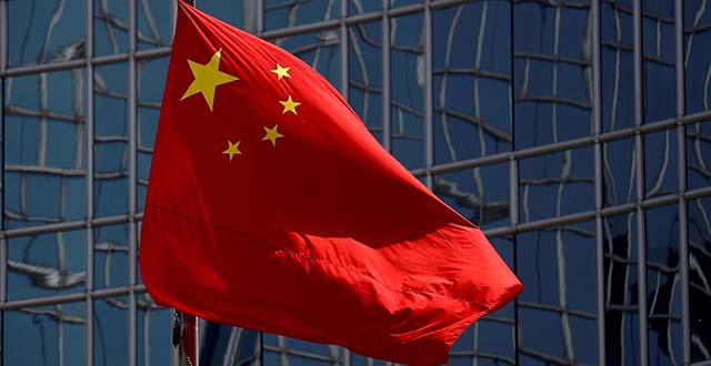 China atrai investidores estrangeiros em reuniões com presidente da Apple e executivos globais