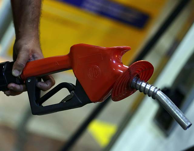 CAE aprova PL que limita oscilação de preços dos combustíveis