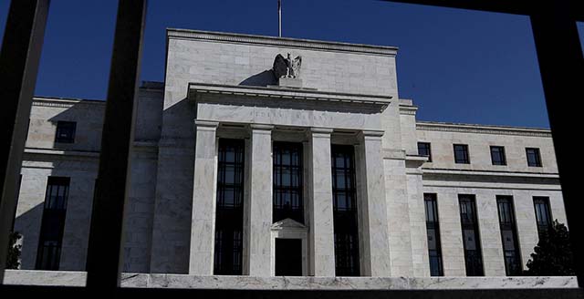 Fed indica três altas nos juros para 2022